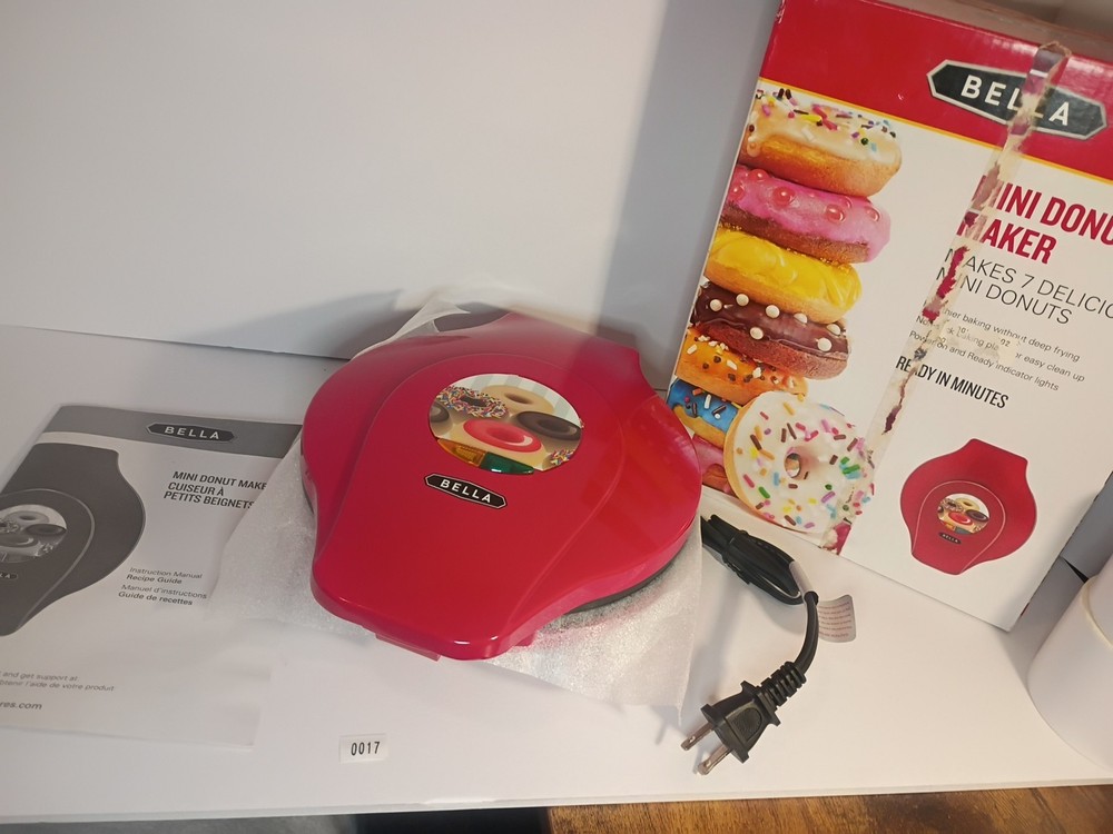 Bella Mini Donut Maker New In Box Never Used Red Make 7