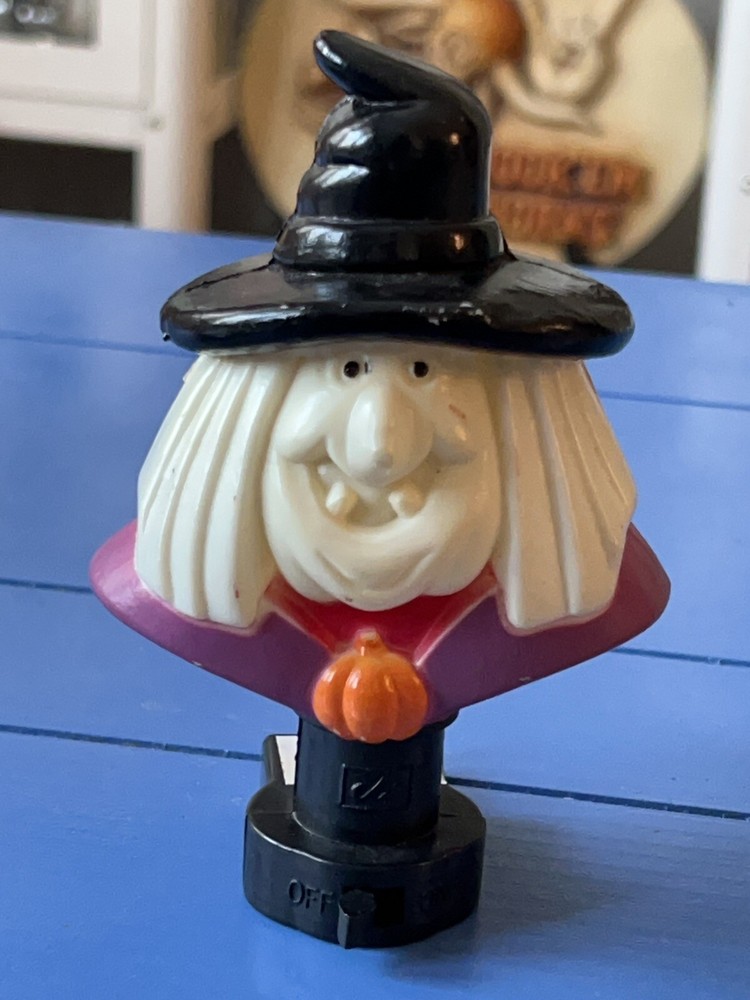 Vintage Witch Halloween Night Light On/Off Switch