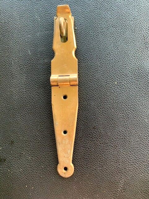 ANTIQUE SOLID BRASS HINGE WITH LOCK OPENING & DOOR PULL  612B
