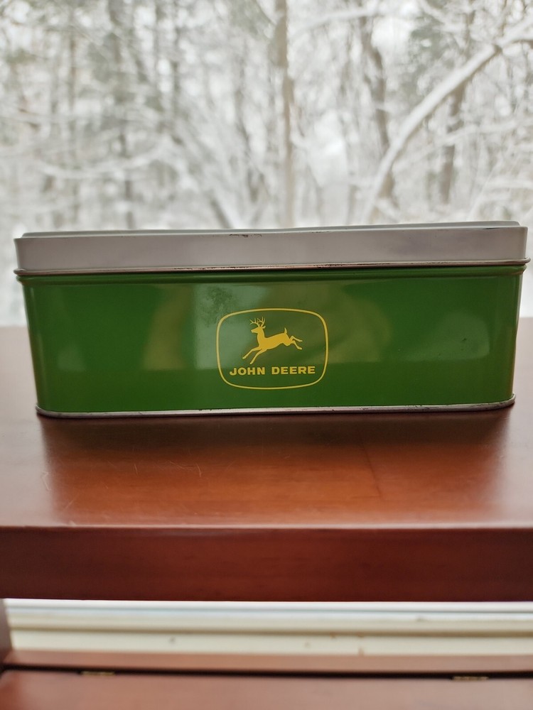 John Deere 7 1/2 Inch Square Tin