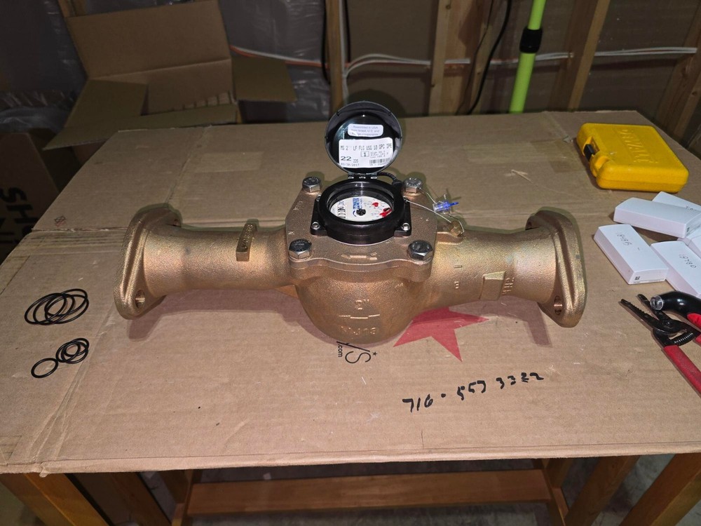 Master Meter 2" water meter with pulse output, flanged