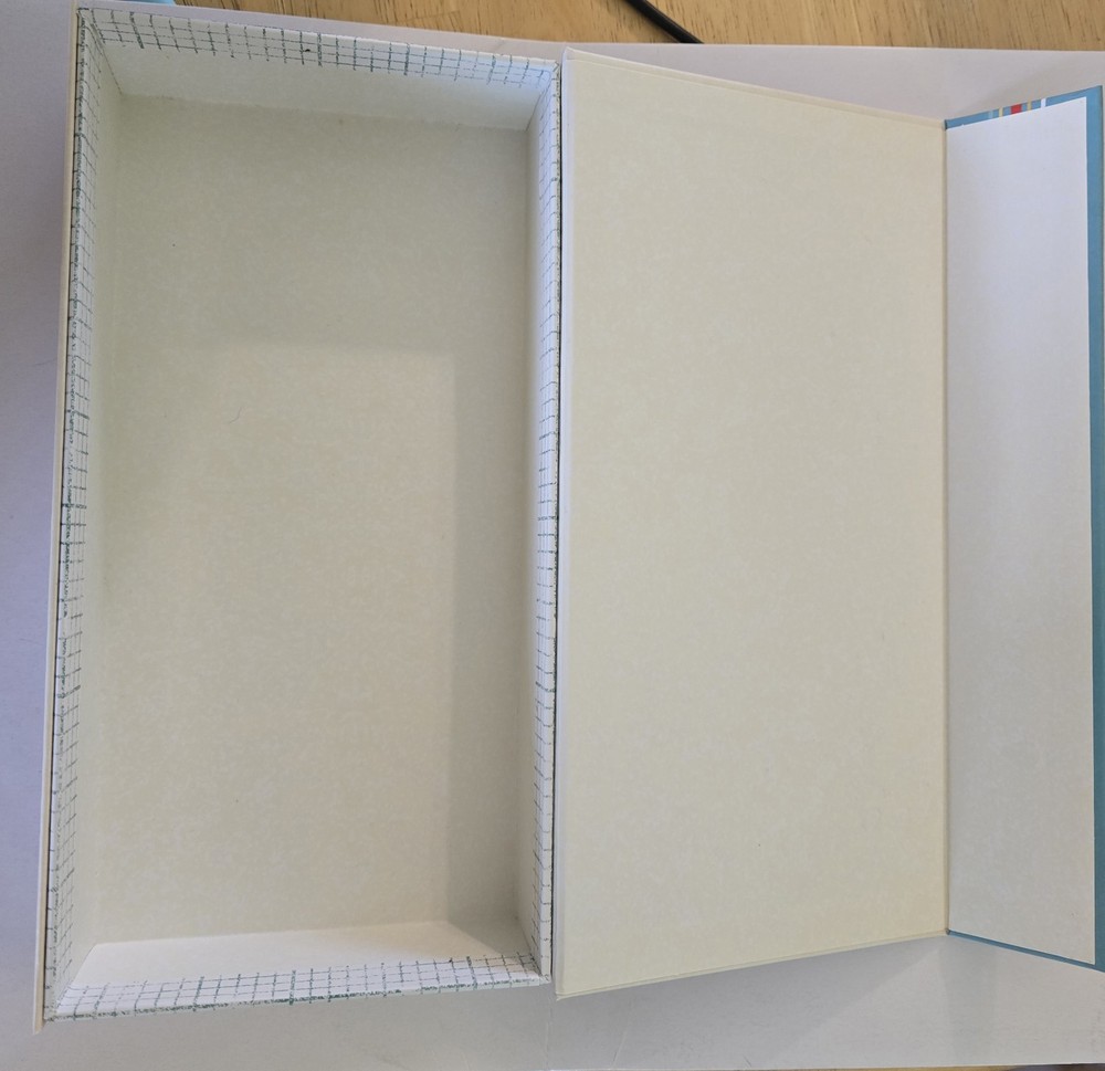 Molly & Rex Box with Periodic Table ofElements- Med