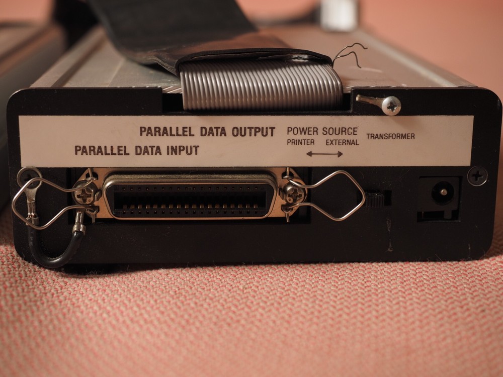QUADRAM MICROFAZER PARALLEL DATA IN, PARALLEL DATA OUT Lot