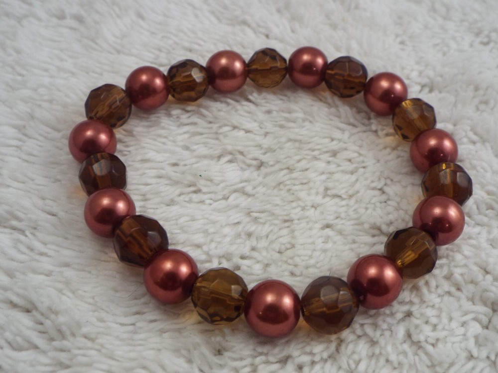 Reddish- Brown Bead Stretch Bracelet (K2)