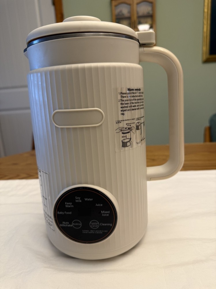 Lightly Used! Automatic Nut Milk Maker & Blender DJ001