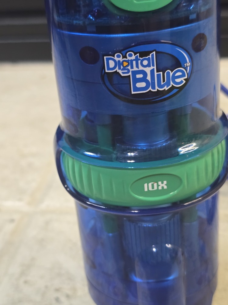 Intel Play QX3 Computer Microscope - No Base No CD No Manual