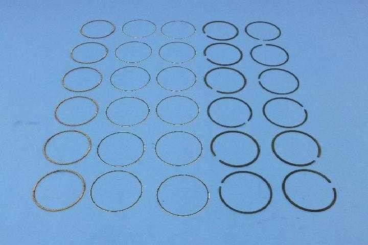 Engine Piston Ring Set Mopar 68078776AA