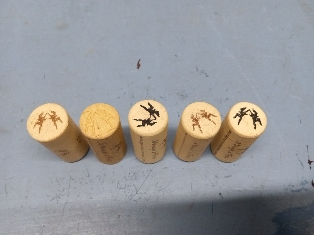 Lot of 5 Ménage À Trois Wine Corks (LL)