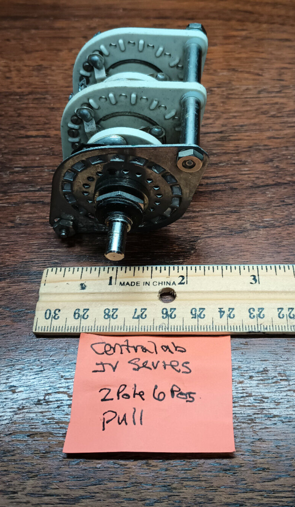 Centralab JV Series 2 Pole 6 Position Rotary Switch. Used, Pull.