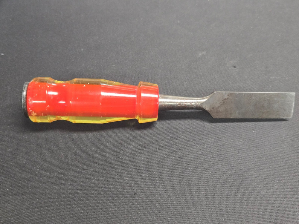 Vintage Chisel 3/4" Made in Spain
