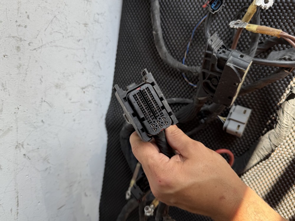 14-19 MERCEDES BENZ CLA250 W117 FRONT HEADLIGHT WIRE HARNESS MODULE OEM