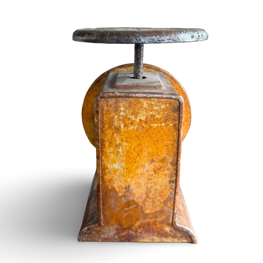 Vintage Hanson Utility Scale, Rustic Metal Countertop Kitchen Decor, 9"