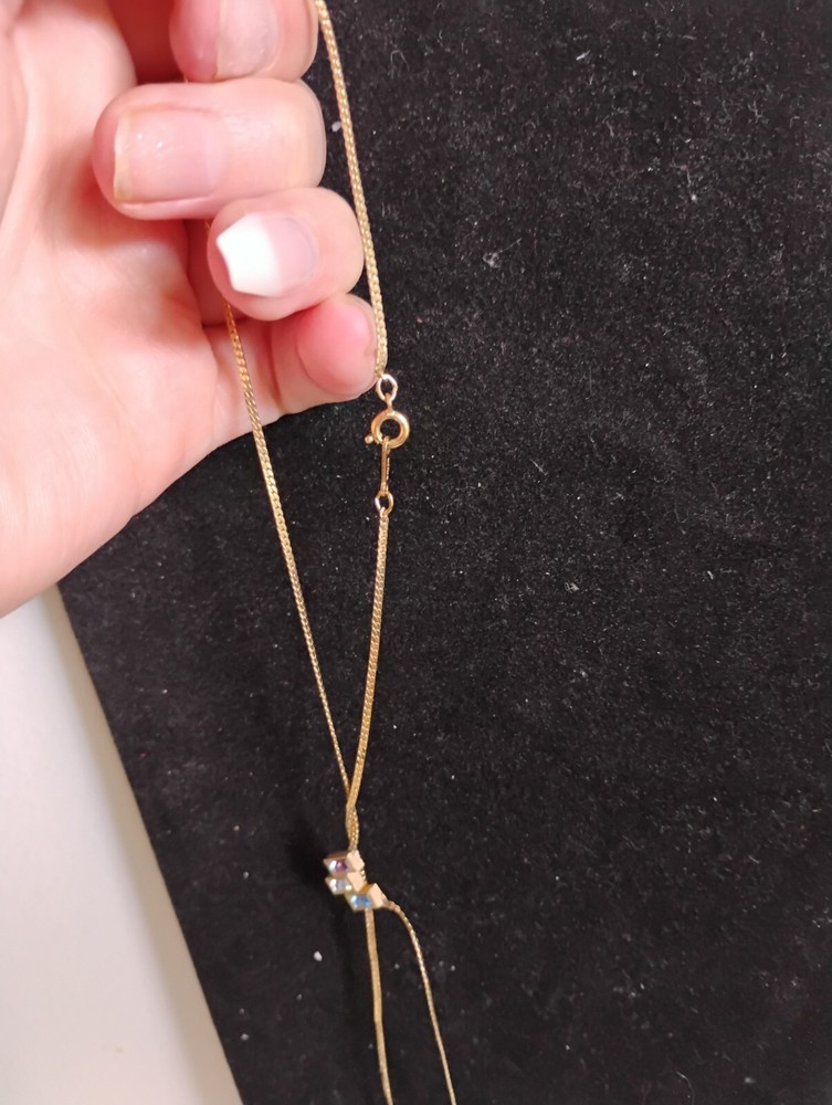 18 inch Avon necklace