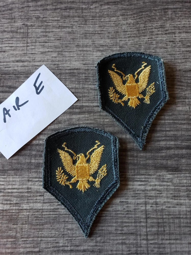PAIR E, Specialist E-4 Patches (2 Pair) Cut Edge, early shape color stripes