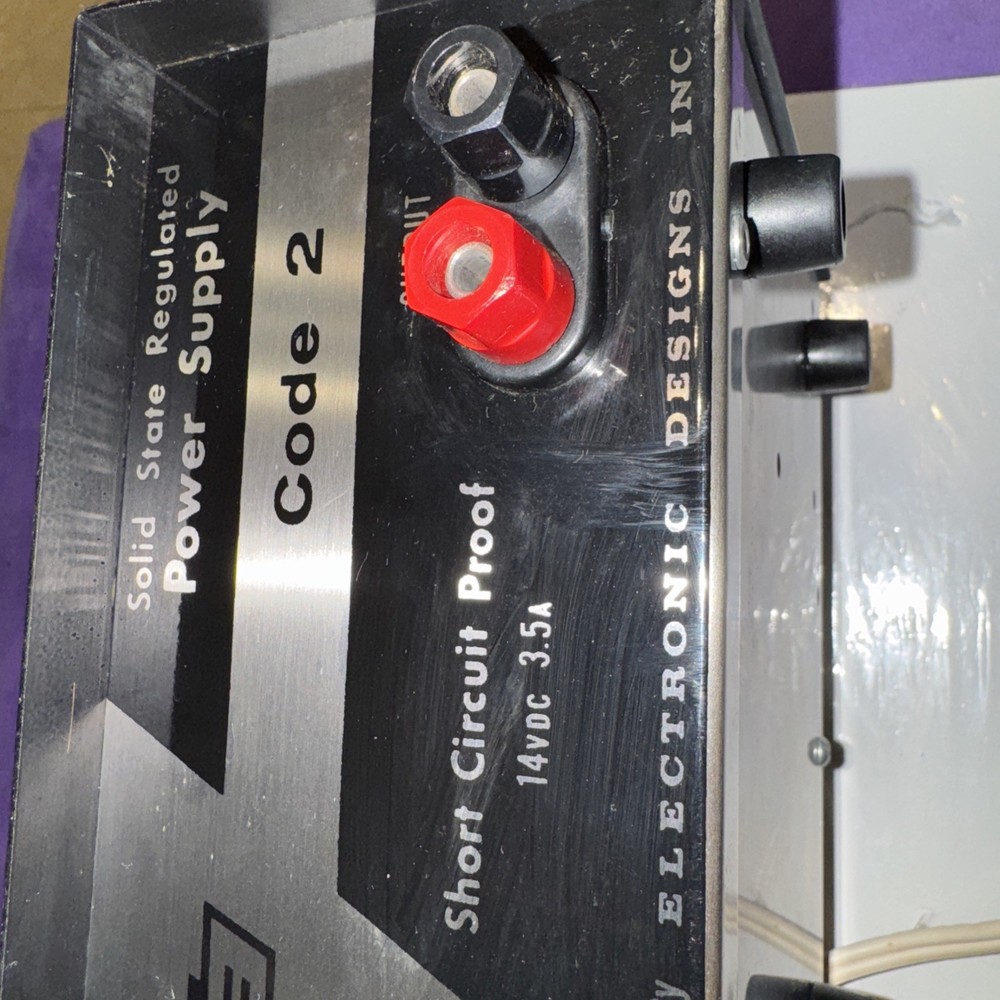 Vintage - Electronic Regulated POWER SUPPLY - Solid State -short Circuit Proof