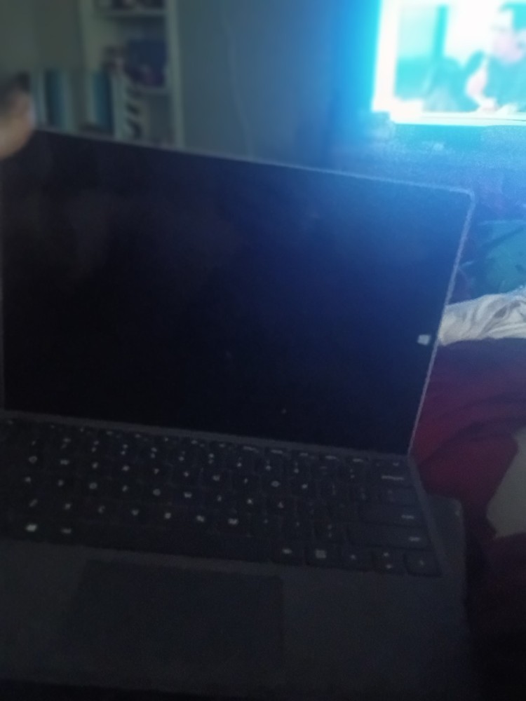 Microsoft Surface Pro Silver Tablet/Laptop Wi-Fi Touchscreen Keyboard