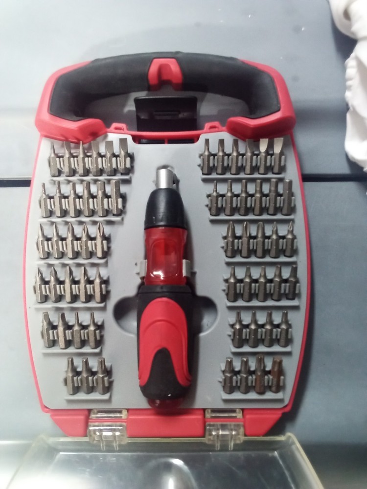 Husky Screwdriver Set, Open But New