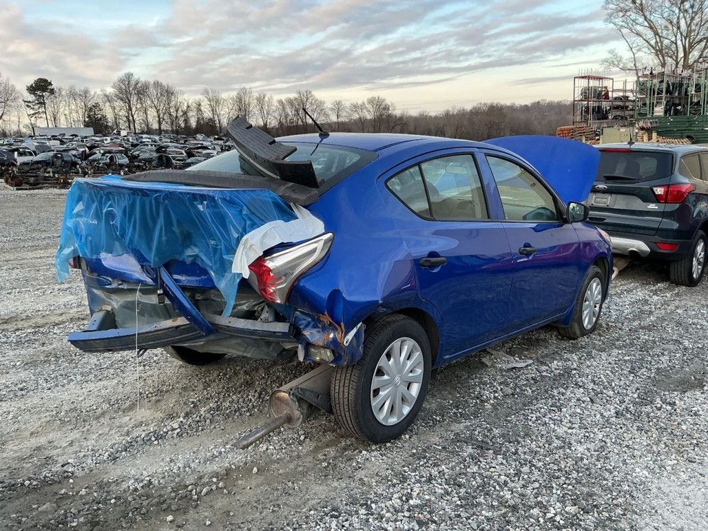 VERSA 2017 Glove Box 4936956