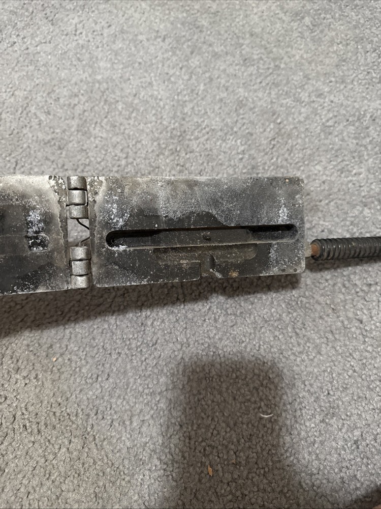 Hilts Molds Burbank