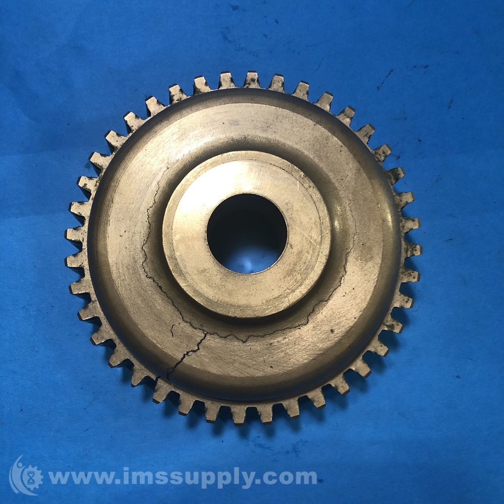 Cracked Gear 2759