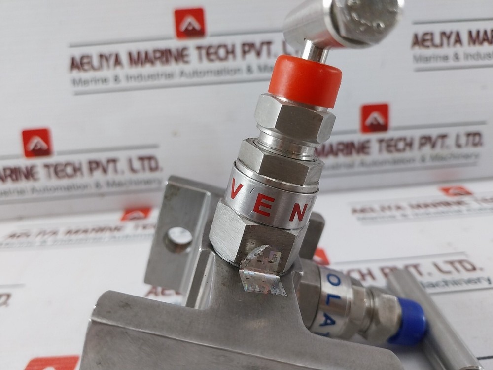 Excelock 2VM/H-SS 316 Needle Valve E201 FF