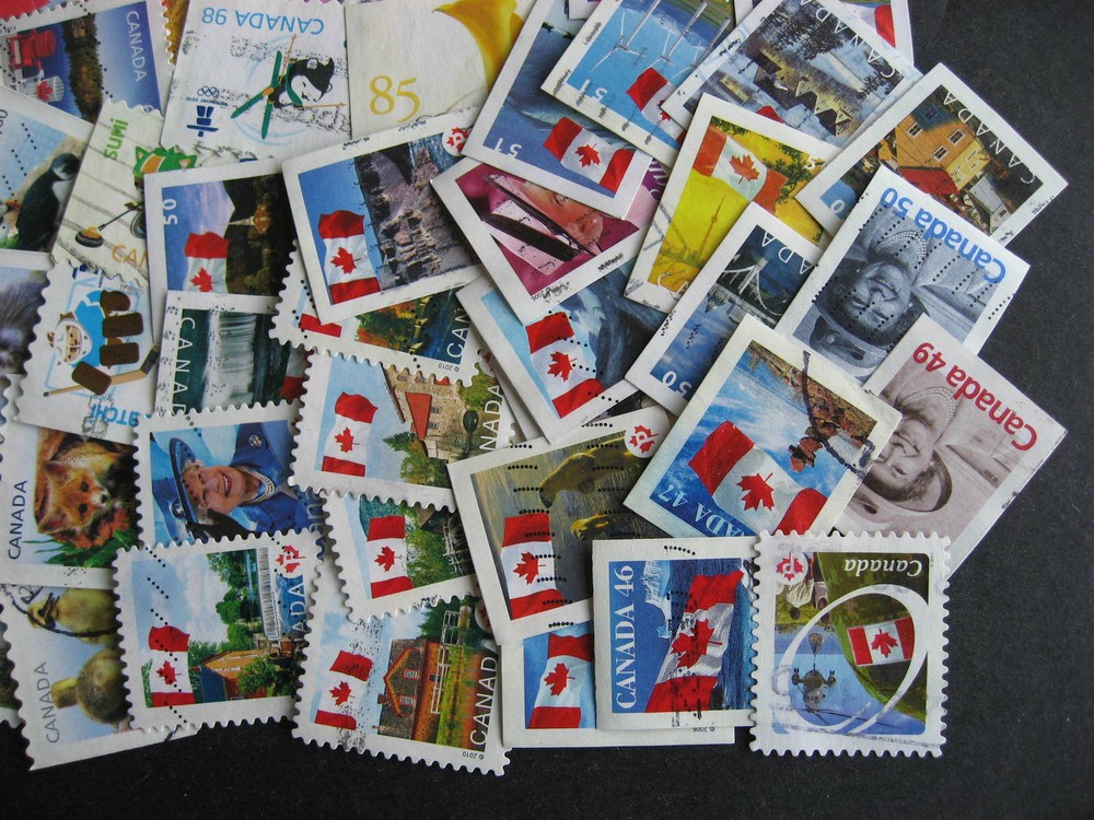 CANADA 80 different modern coils or ex-self adhesive bklt,stamps mixed condition
