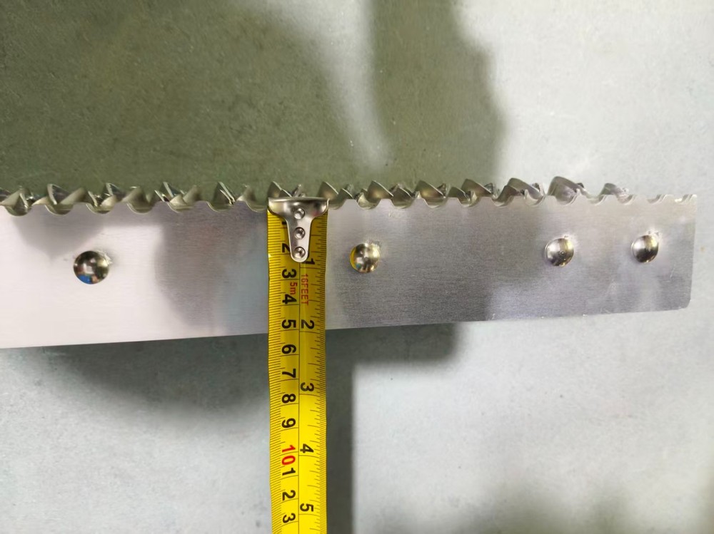 Front Step Kick Panel long 4-3/4" For Kenworth T480