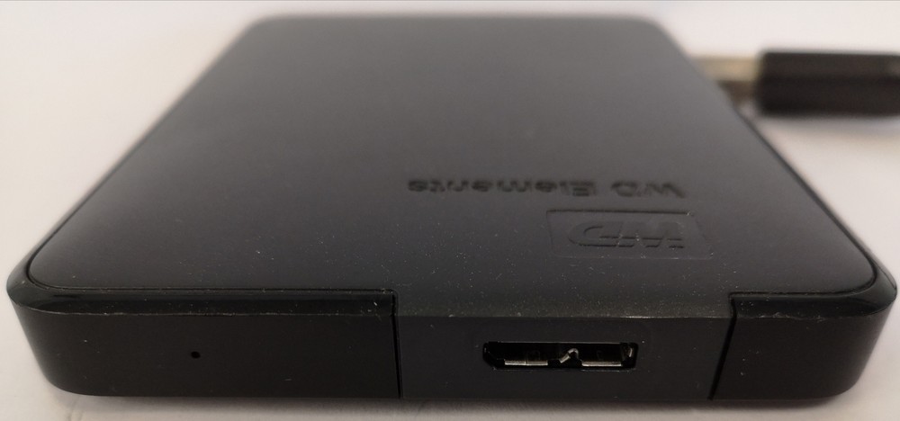 Elements 2621 external hard drive 1 TB for Ps4
