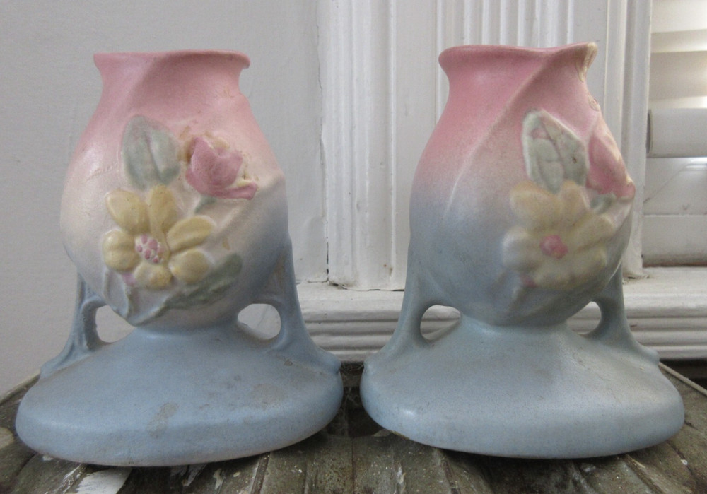 Pair Of Hull Candlesticks-Magnolia Pattern