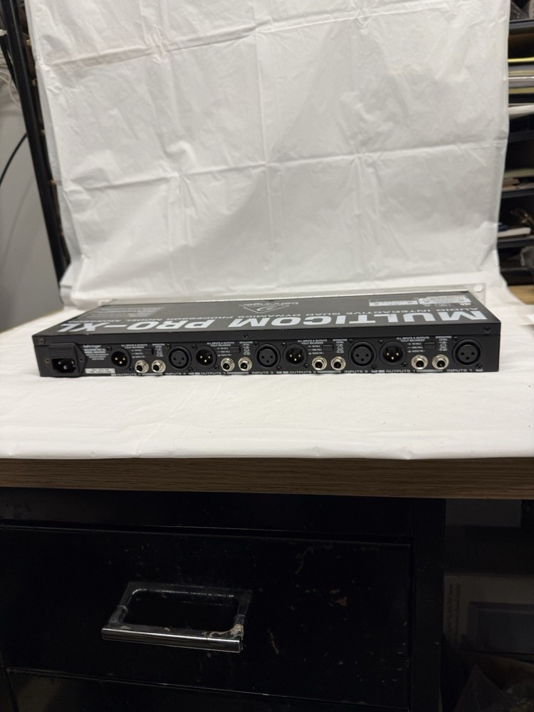 Behringer MULTICOM PRO-XL MDX4600 4-Channel Rackmount Dynamic Processor