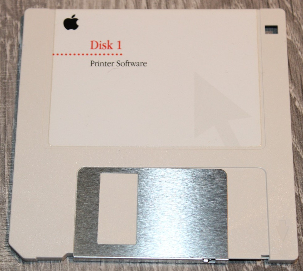 APPLE PRINTER SOFTWARE 1995 SET OF 4 DISCS ( PLUS 2 OTHERS)