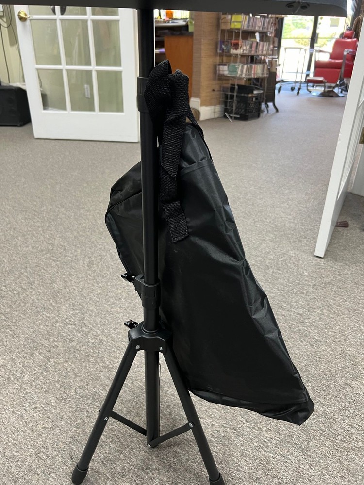 Mdvora Adjustable Music Stand (V34667)