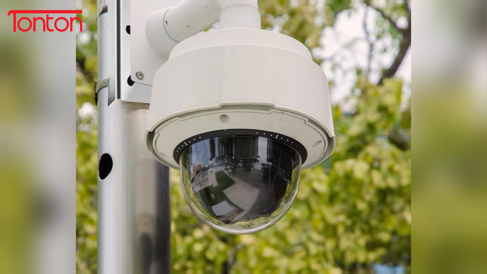 Adjustable Weatherproof Camera Mount Kit for Solar Security Cameras - 1 Pack