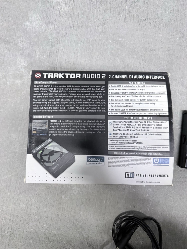 Native Instruments Traktor Audio Pro 2-Channel DJ Audio Interface