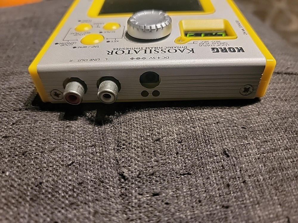 Korg Kaossilator KO-1 Dynamic Phrase Synthesizer Touchpad Synth