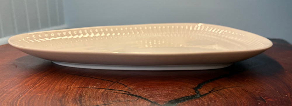 Hutschenreuther Apart Pattern 11" Oval Serving Platter - Excellent Condition