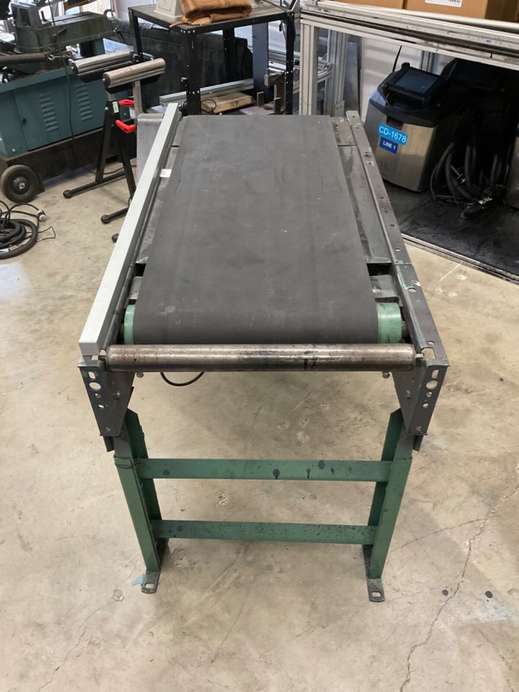 Roach conveyor belt system