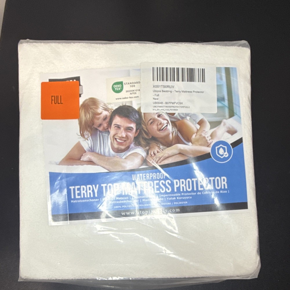 Utopia Bedding Waterproof Terry Top Mattress Protector Full Polyester