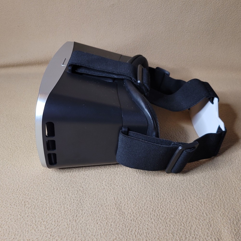 VR Park Virtual Reality Glasses Headset With Bluetooth Remote Controller