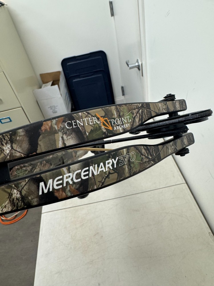 Center Point Mercenary 370 Crossbow