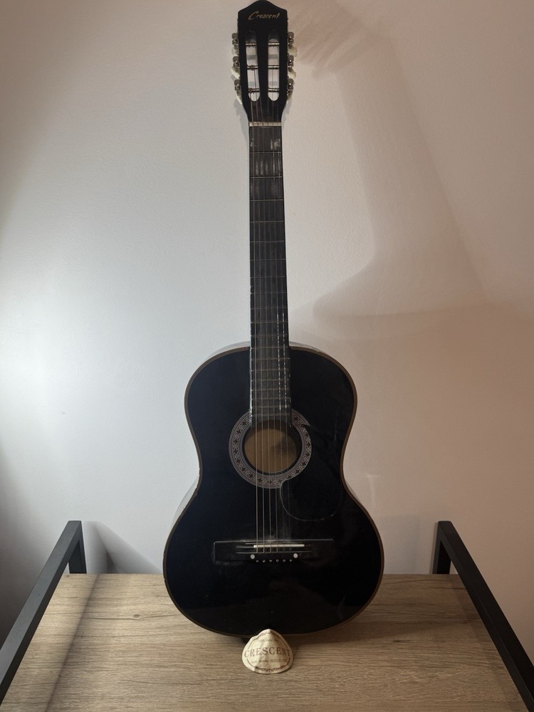 Crescent Classical Guitar 6 String Standard Black