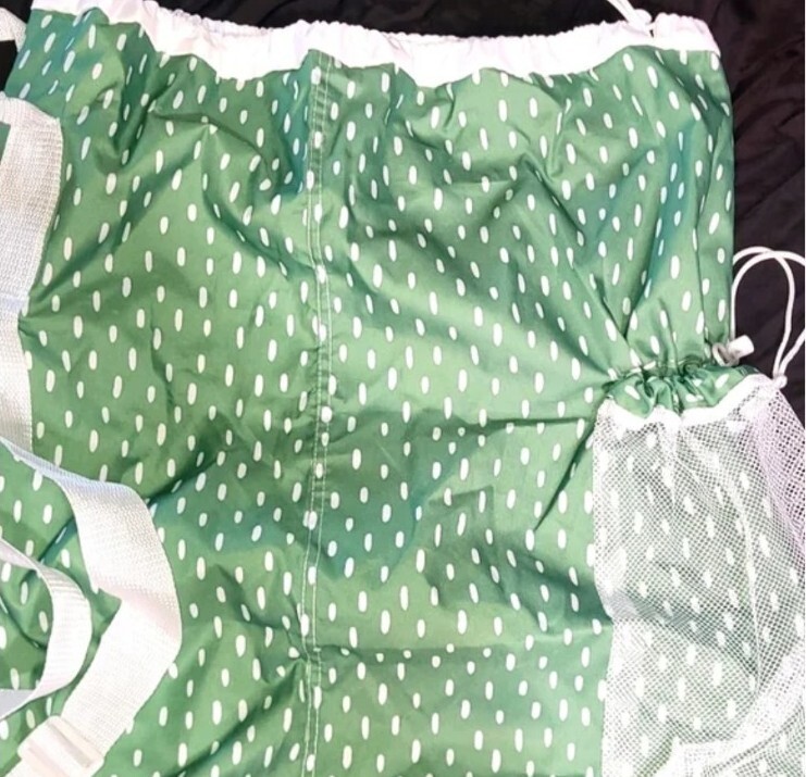 ROOM ESSENTIALS ~ Backpack Laundry Bag ~ Adjustable Straps ~ PEBBLE DOT GREEN