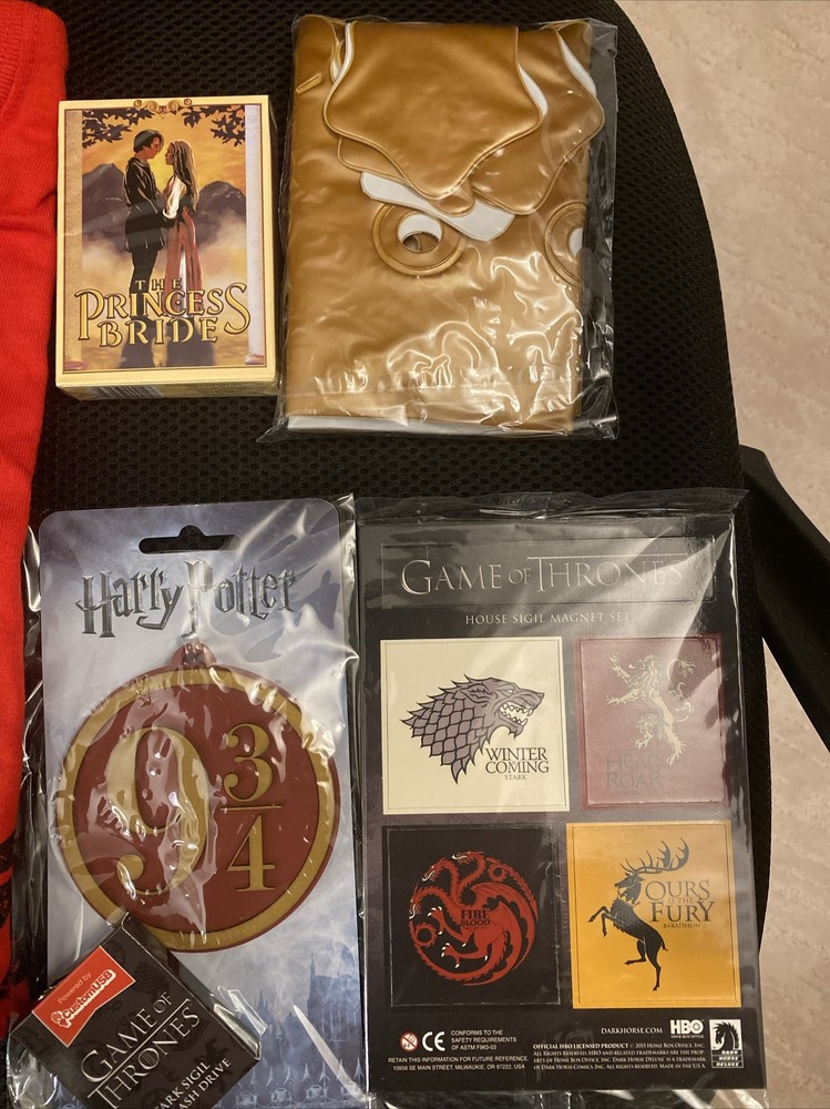 loot crate 2015 Fantasy Crate