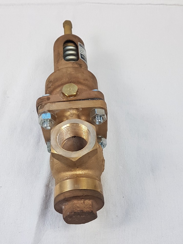 Mack 7938 Brass Valve Series B1 - 276 kPa - 25mm - 1-1/4 inch port - Unused
