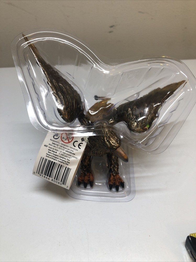 Safari Ltd Mythical Realms Griffon figure