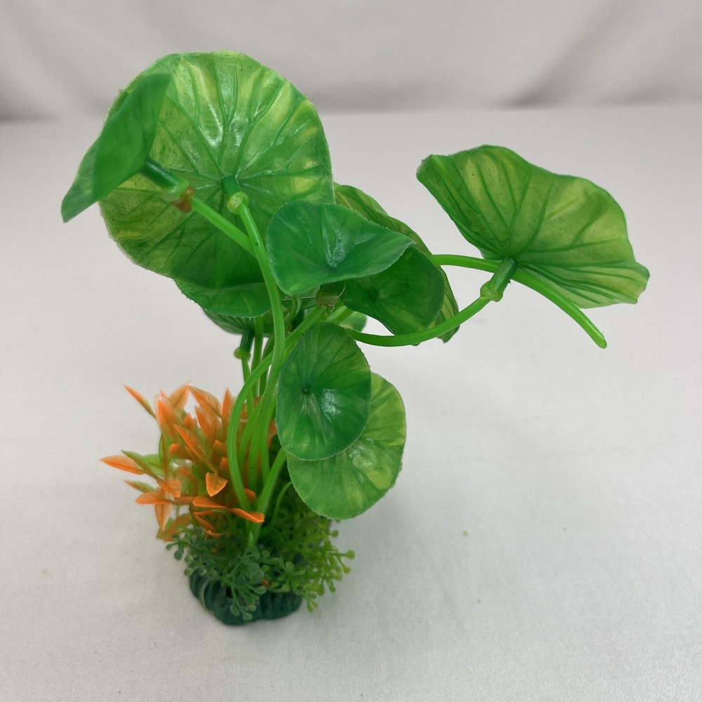 1 PC Xunyee Plastic Aquarium Plants