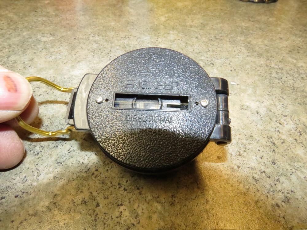 Vintage Engineer Directional Pocket Compass - Black