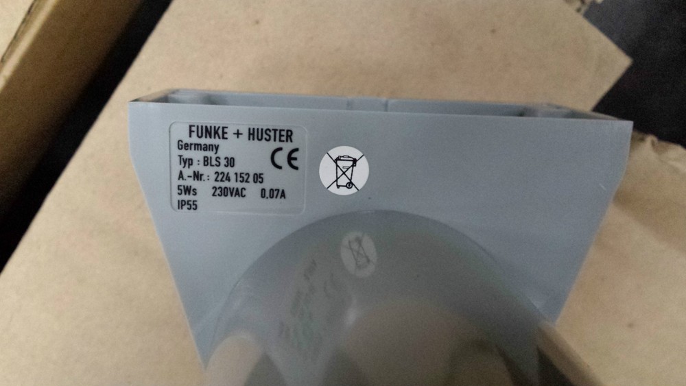 FUNKE HUSTER BLS30 BLUE WARNING LIGHT (R6S3.5)
