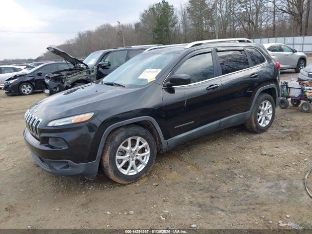 CHEROKEE 2014 Glove Box 5000174