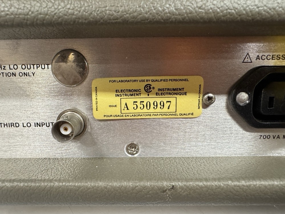 HP Hewlett Packard 8444A Tracking Generator .5-1300MHz